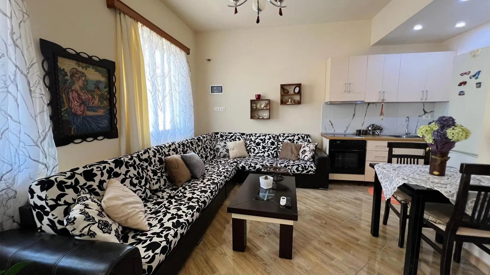 Villa Ensalv Berat - Apartment - Room - Penthouse Albanien