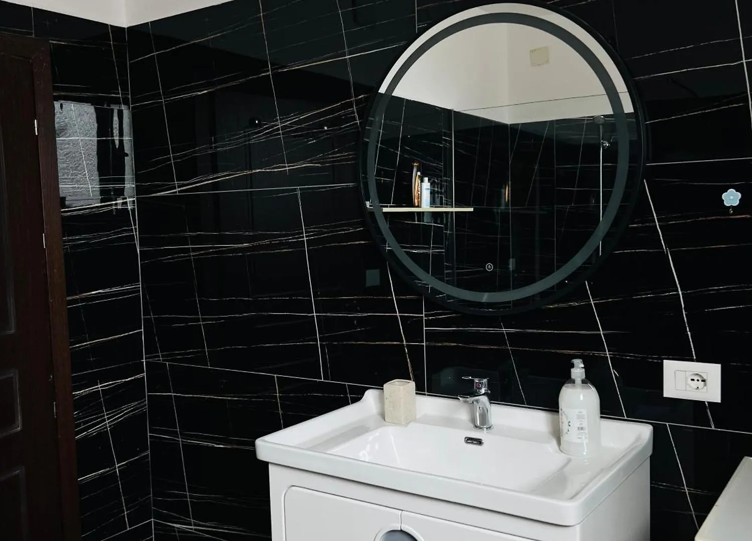 Villa Ensalv Berat - Apartment - Room - Penthouse 0*,