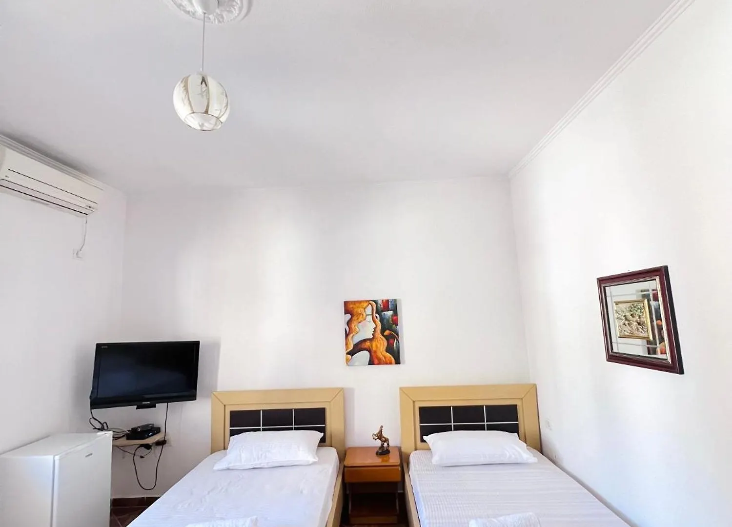 Villa Ensalv Berat - Apartment - Room - Penthouse Albanië