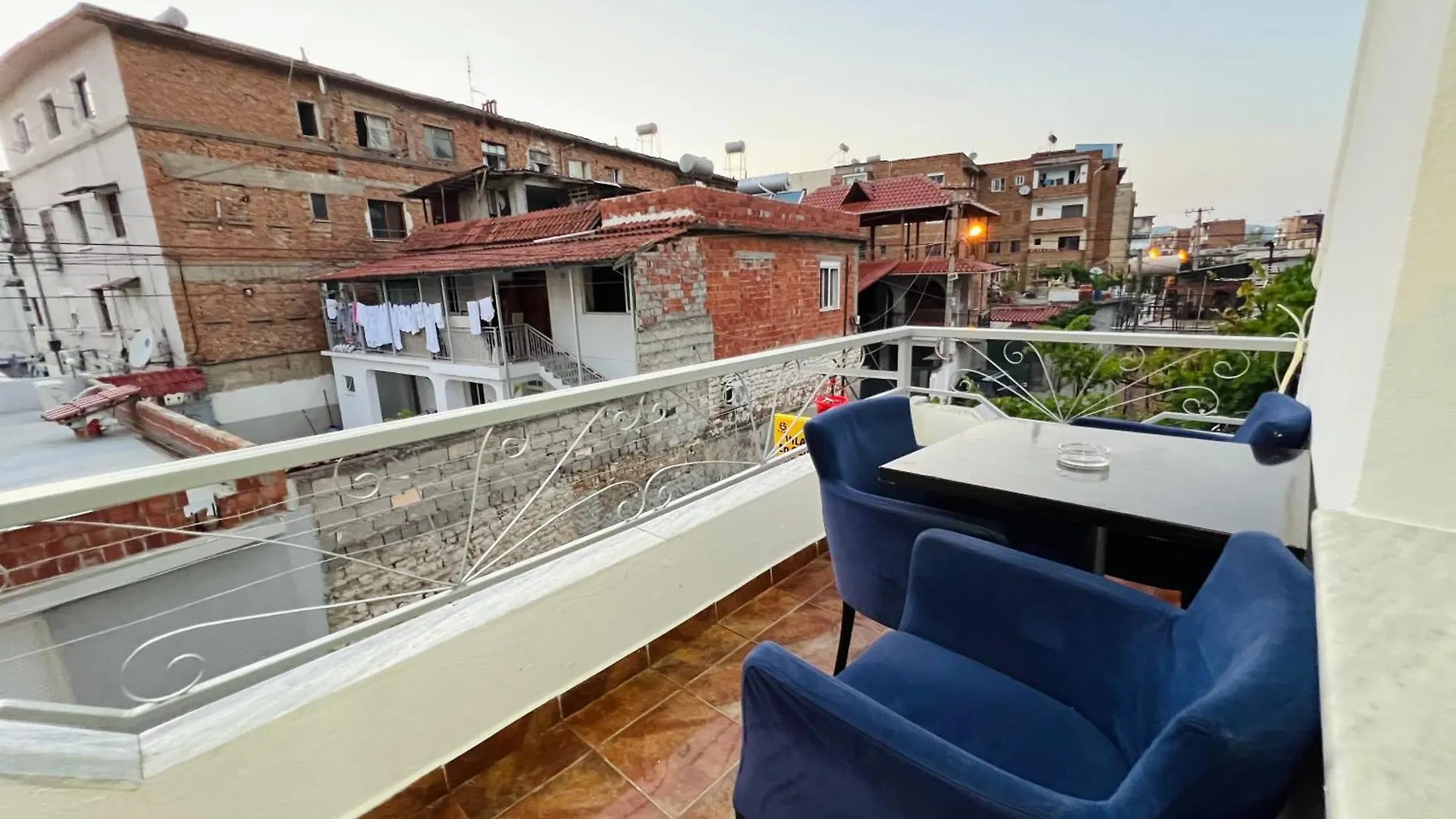 Villa Ensalv Berat - Apartment - Room - Penthouse 0*,  알바니아