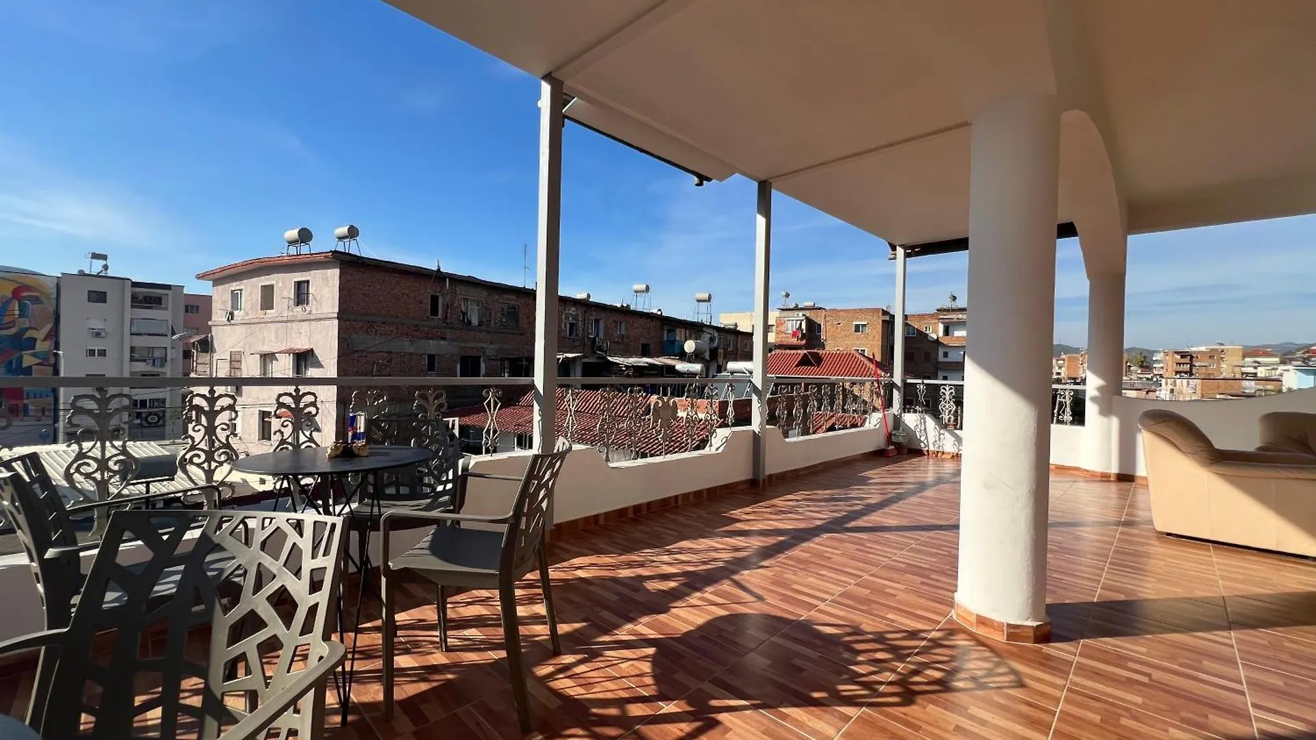 Villa Ensalv Berat - Apartment - Room - Penthouse Pensionat